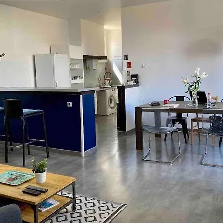 70m2 T3 Cosy Calme Et Spacieux Idealement Situe Sète